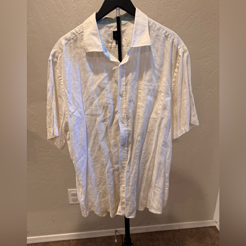Blue Saks Fifth Avenue White Short-Sleeve Button-Down 100% Linen Shirt